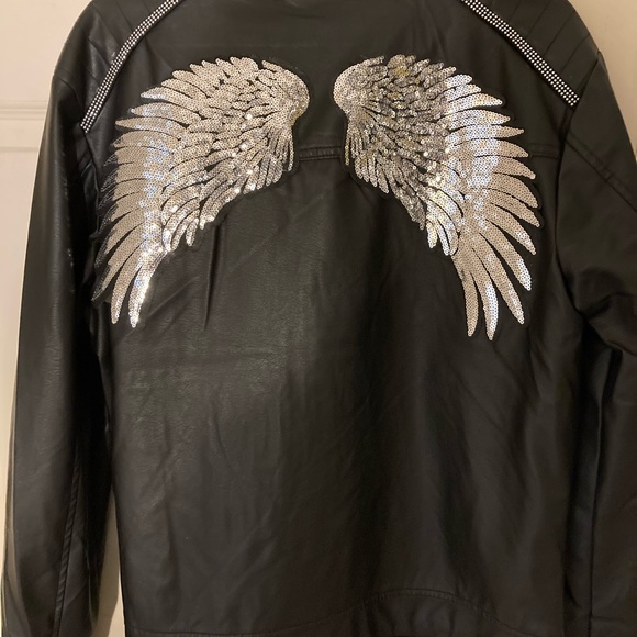 Custom - Picture 1 of 2